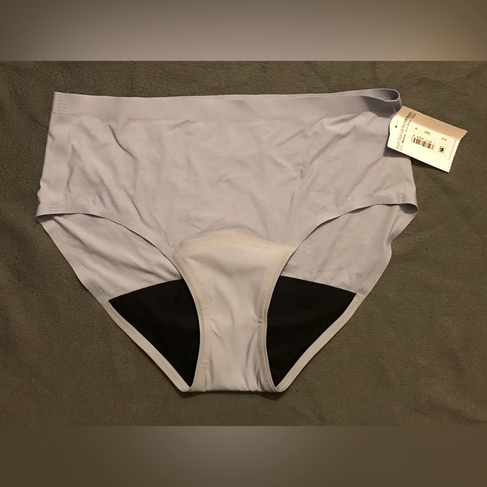 NWT Le Mystère Leak Resistant Hipster Panties